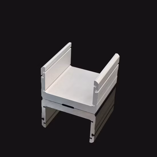 Tuyau de tube industriel à fente extrudé anodisant le dissipateur thermique en alliage d'aluminium LED Extrusion de profil de dissipateur thermique