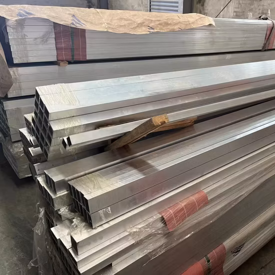 Tube rond en aluminium sans soudure 6061 6063 7075 Tube rond en aluminium extrudé Tube en aluminium de Chine Tube en aluminium d'usine